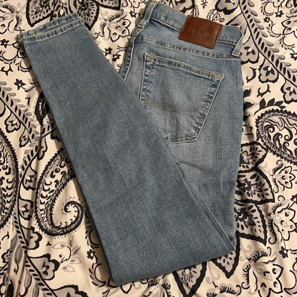 Hollister skinny jeans